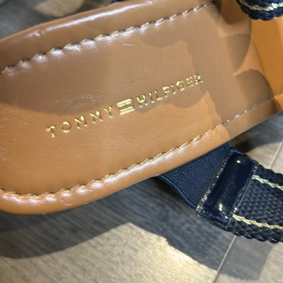 Tommy Hilfiger Cork Wedge Heeled Thong Sandals Navy Blue Tan Women’s 8.5 - Picture 10 of 16
